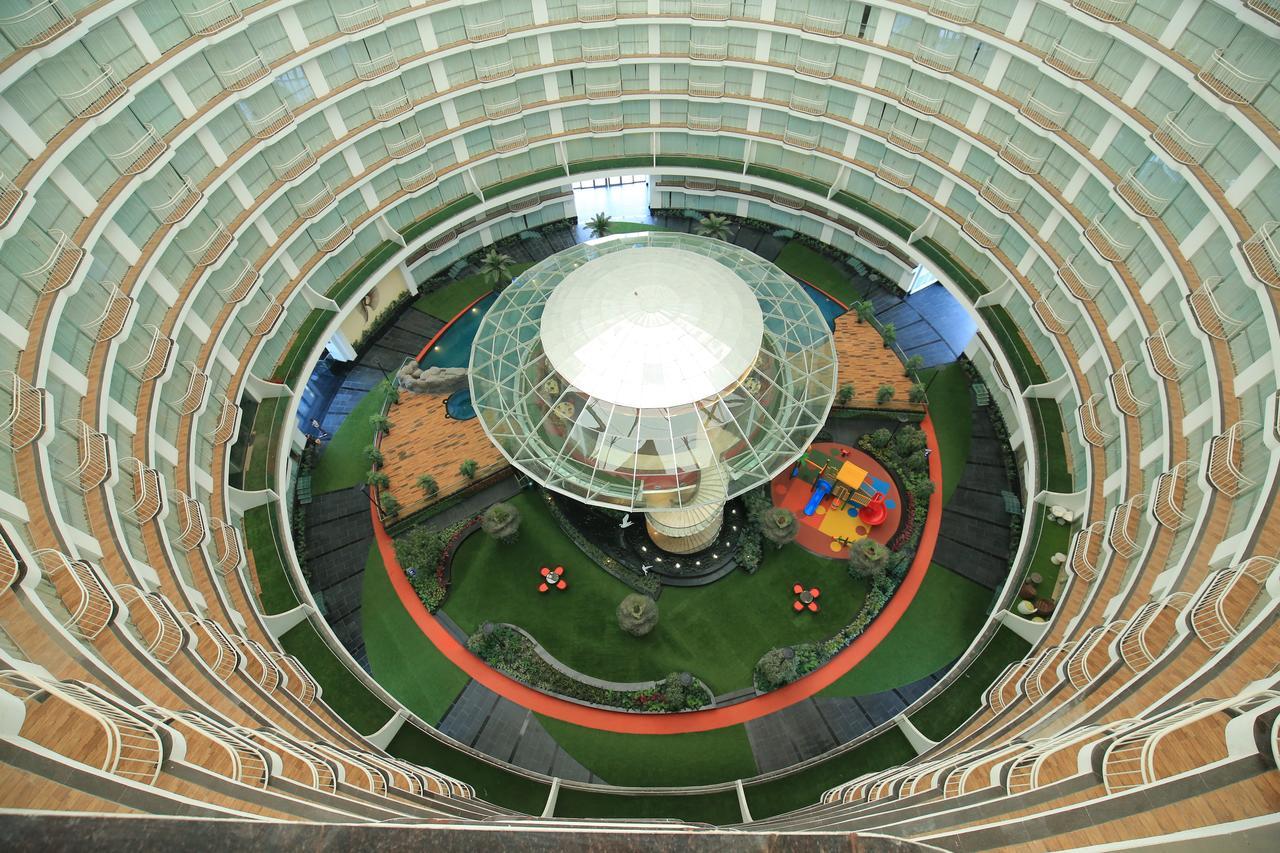 Rajhans Belliza Service Apartment Сурат Экстерьер фото